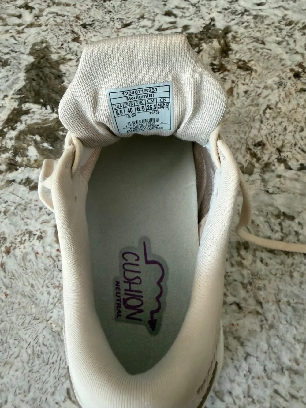 Brooks Ghost 16 Cushioned Road Running Shoes Womens Size 8.5